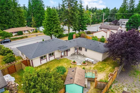 View/Area - 11120 3rd Ave SE, Everett, WA 98208 photo 1 of 2