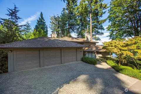 6244 E Mercer Way, Mercer Island, WA 98040