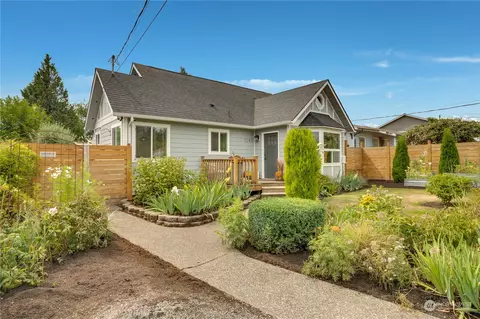1243 SW 151st St, Burien, WA 98166