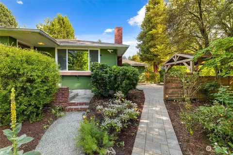 13008 37th Ave NE, Seattle, WA 98125