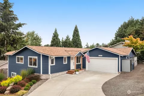 12005 NE 133rd Pl, Kirkland, WA 98034