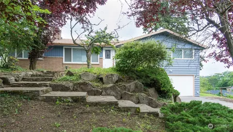 23219 28th Ave S, Des Moines, WA 98198