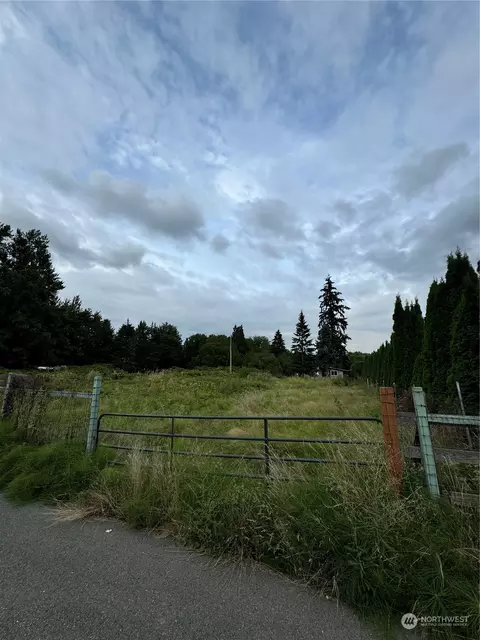 7377 148th Avenue Ct, Sumner, WA 98390