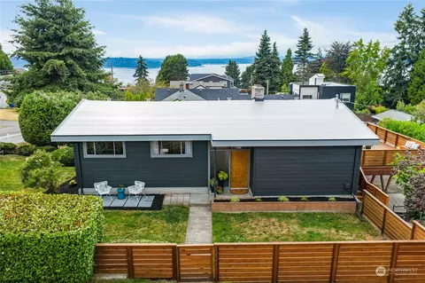 4400 SW 101st St, Seattle, WA 98146