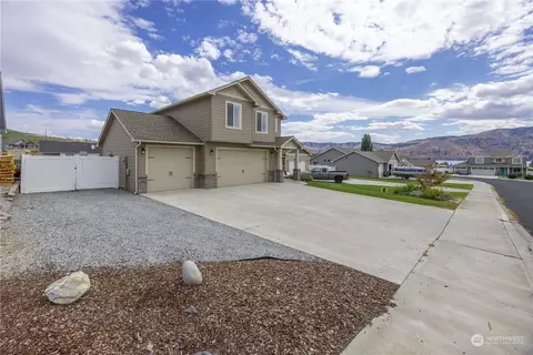 136 Summer Breeze Rd, Manson, WA 98831