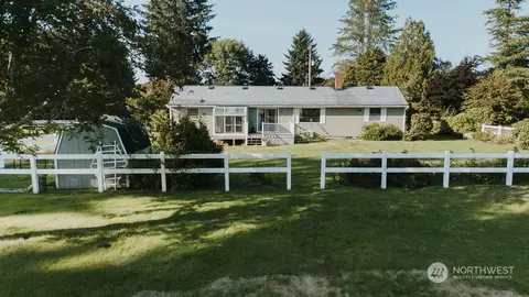 310 G St, Forks, WA 98331