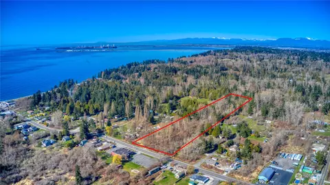1438 Gulf Rd, Point Roberts, WA 98281