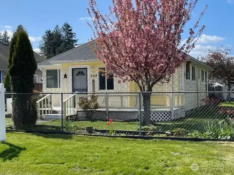 205 Monroe St, Ryderwood, WA 98581