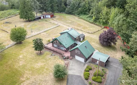41616 Orville Rd E, Eatonville, WA 98328