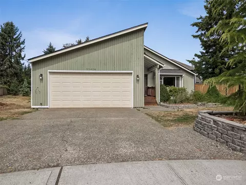 32606 7th Ave SW, Federal Way, WA 98023