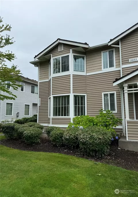 2035 Garry Oaks Ave #A, Dupont, WA 98327