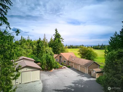 1444 Oksendahl Rd, Camano Island, WA 98282