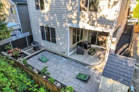 Exterior - 9307 5th Dr SE, Everett, WA 98208 photo 7 of 7