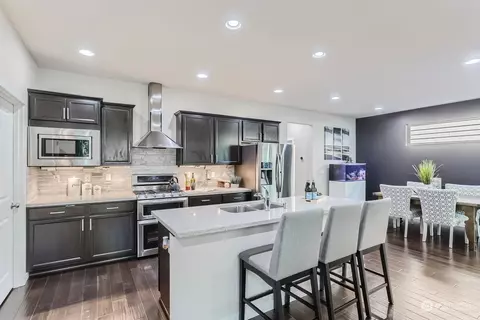 Kitchen - 9307 5th Dr SE, Everett, WA 98208 photo 1 of 3