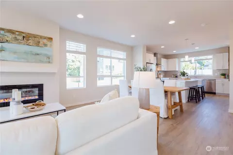 3702 W Mukilteo Blvd #E, Everett, WA 98203 photo 14