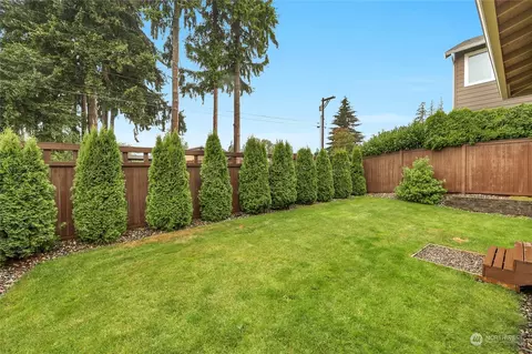 Exterior - 12322 26th Ave SE, Everett, WA 98208 photo 5 of 5