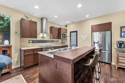 Kitchen - 12322 26th Ave SE, Everett, WA 98208 photo 2 of 4
