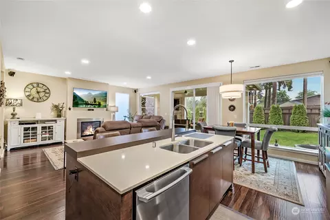Kitchen - 12322 26th Ave SE, Everett, WA 98208 photo 1 of 4