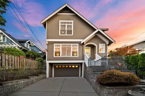 2915 W Mansell St, Seattle, WA 98199