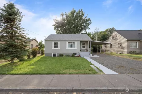 708 SE Date Ave, College Place, WA 99324
