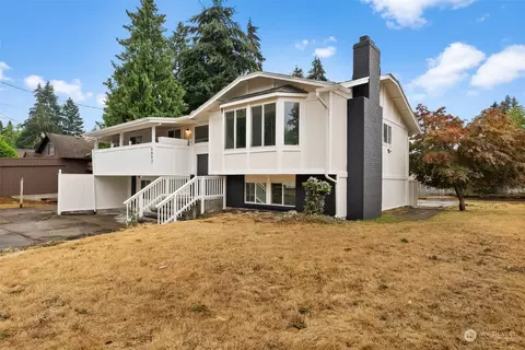 6802 E Grandview St, Tacoma, WA 98404
