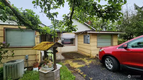 229 Rogers Rd, Chehalis, WA 98532