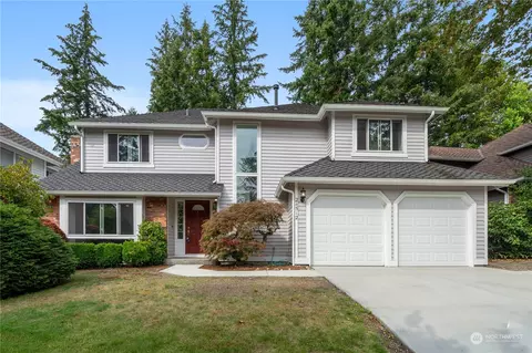 24512 SE 43rd Pl, Issaquah, WA 98029