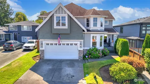1029 N 34th St, Renton, WA 98056