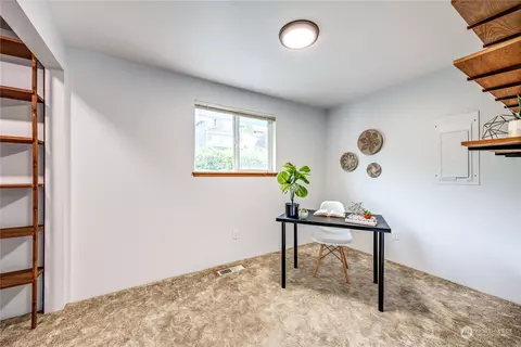 417 E 31st St, Bremerton, WA 98310 photo 26