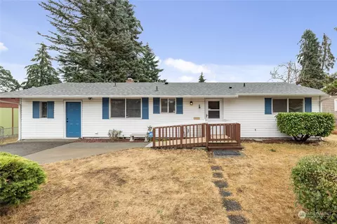 17015 6th Ave Ct E, Spanaway, WA 98387
