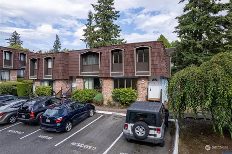 5311 188th St SW #B-9, Lynnwood, WA 98037