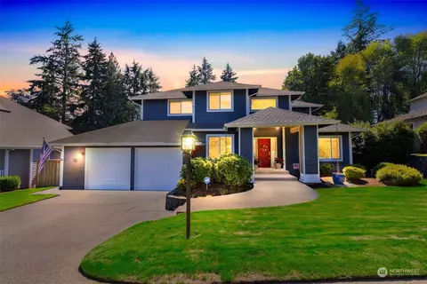 8024 58th St W, University Place, WA 98467