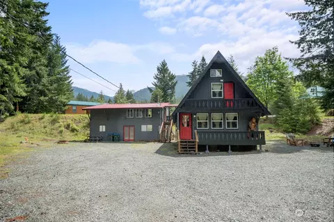 108 Timberline Dr, Packwood, WA 98361