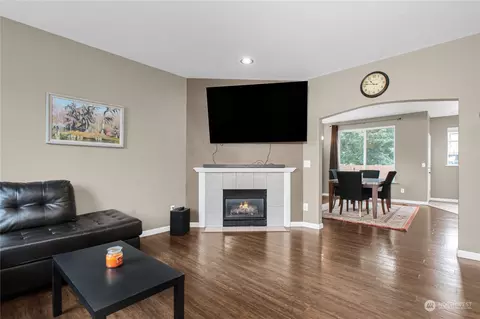 4619 211th St E, Spanaway, WA 98387 photo 9
