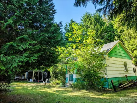 1384 Park Ln, Point Roberts, WA 98281