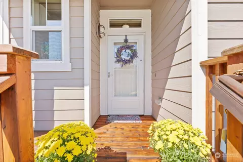 4932 Onalaska Loop SE, Port Orchard, WA 98367