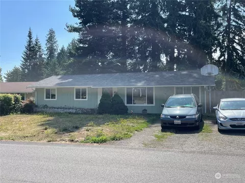 791 NW Firglade Dr, Bremerton, WA 98311