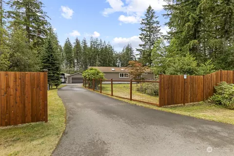 5326 SW Old Clifton Rd, Port Orchard, WA 98367