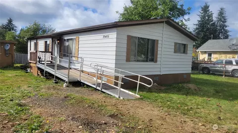220 Willow Ave S, Forks, WA 98331