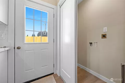 2405 State St #B, Everett, WA 98201 photo 15
