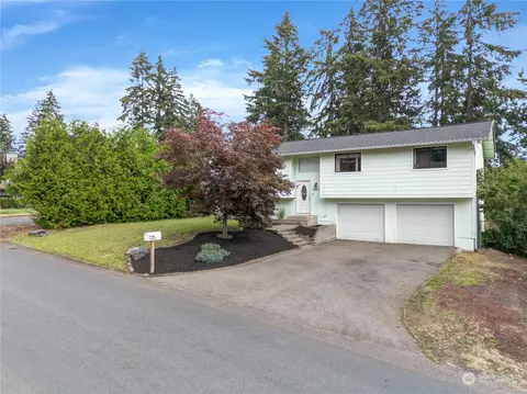 20621 52nd Avenue Ct E, Spanaway, WA 98387
