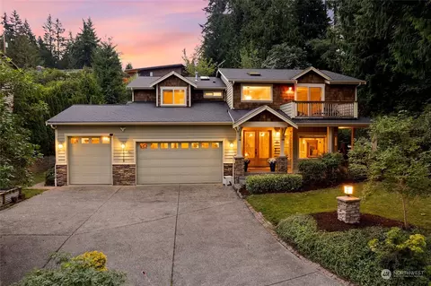 15719 72nd Ave W, Edmonds, WA 98026