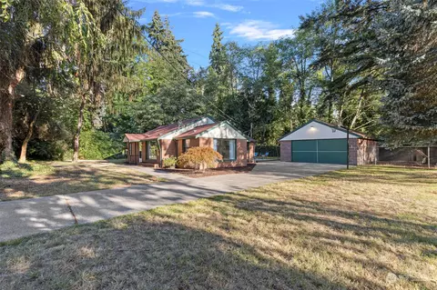 115 S 200th St, Des Moines, WA 98198