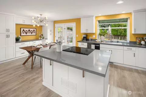 Kitchen - 3421 110th St SE, Everett, WA 98208 photo 5 of 5