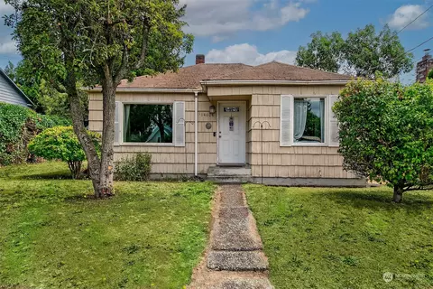 14608 12th Ave SW, Burien, WA 98166