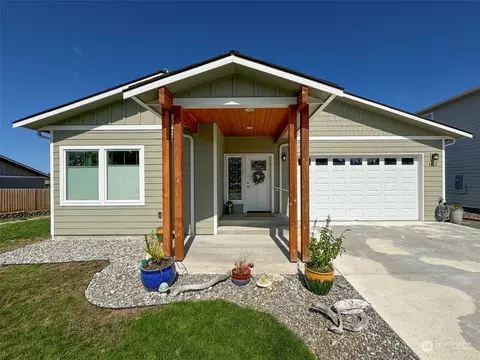 1412 Rook Dr, Port Angeles, WA 98362