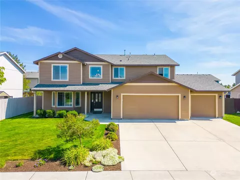2017 S Leanne Ave, Moses Lake, WA 98837