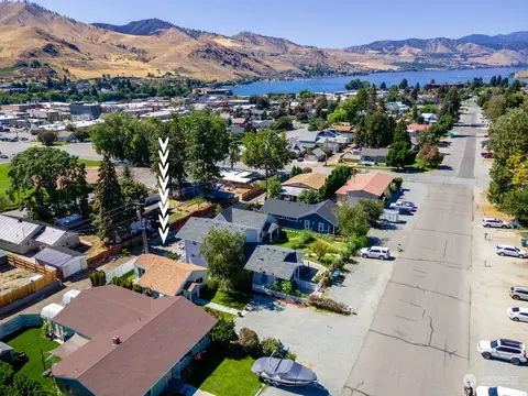 View/Area - 324 E Nixon Ave, Chelan, WA 98816 photo 2 of 2