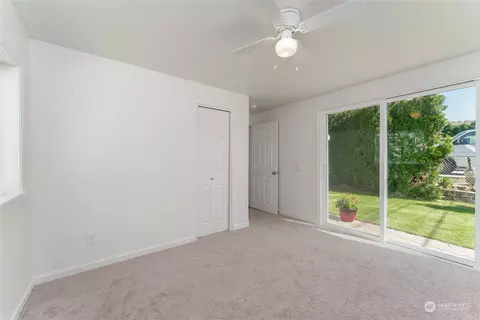Bedroom - 324 E Nixon Ave, Chelan, WA 98816 photo 3 of 3