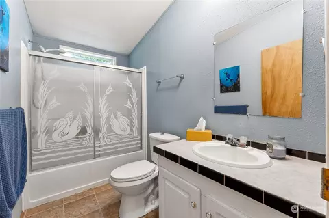 1321 Spruce Dr, Enumclaw, WA 98022 photo 14